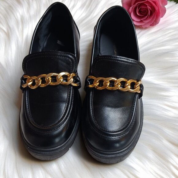Streetwear Society Black Chunky Loafers Gold Chain Slip-On Lug  Heels Size 7 - Picture 2 of 12